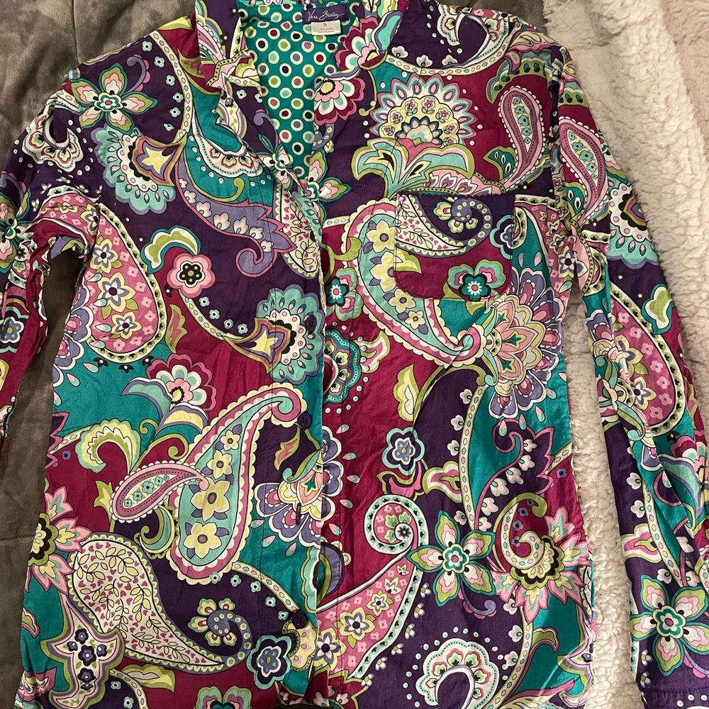 Vera Bradley 100%cotton button down top. Never worn!